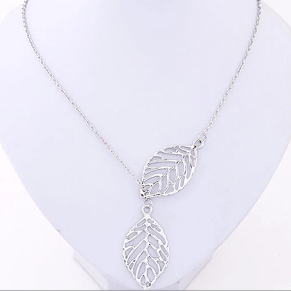 Silver Double Leaf Slider Necklace - Picture 3 of 4